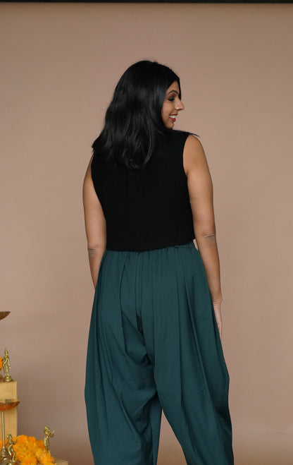Tribhanga Vest